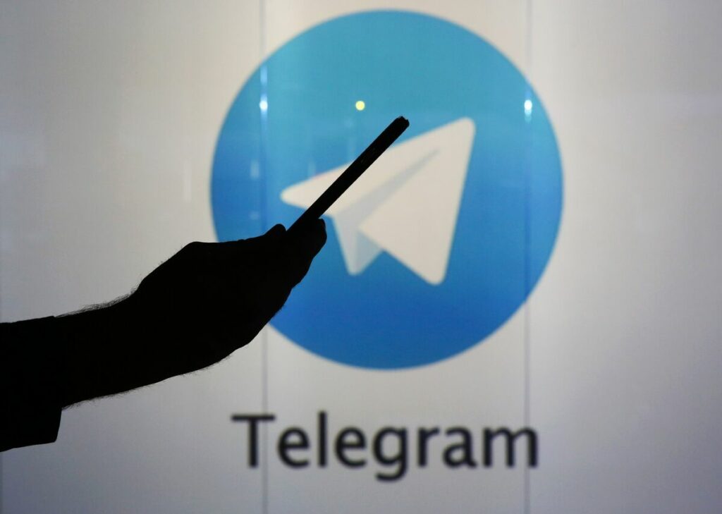 espiar telegram